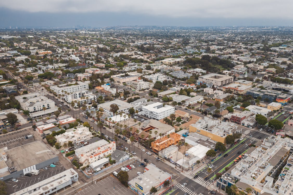Skyline view of West Palm Beach residential and rental communities .