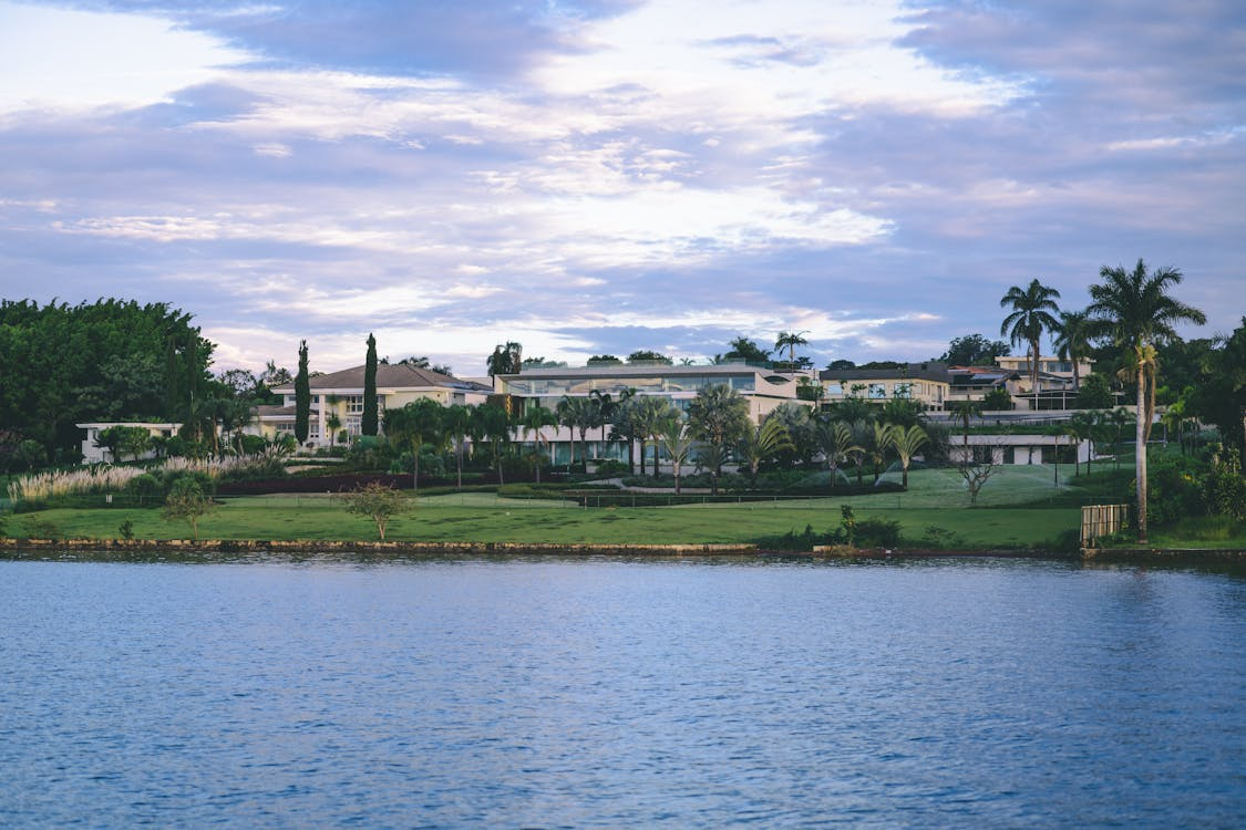 West Palm Beach Real Estate: From Rental Management to New Home Opportunities